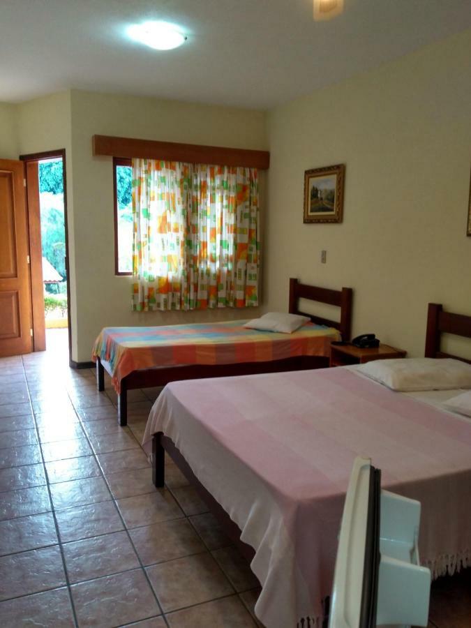 Hotel Fazenda Saint Nicolas Águas de Lindóia Bagian luar foto